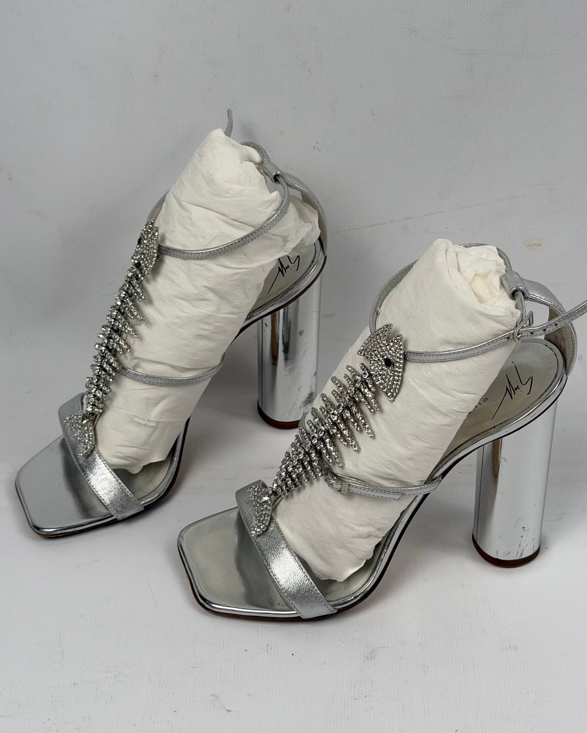 Giuseppe Zanotti Fishbone Heels SATC — 39