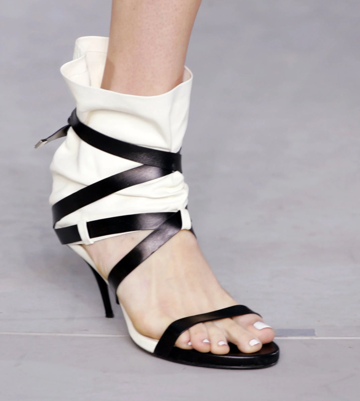 Chanel SS 2006 Runway Leather Heels — 38.5