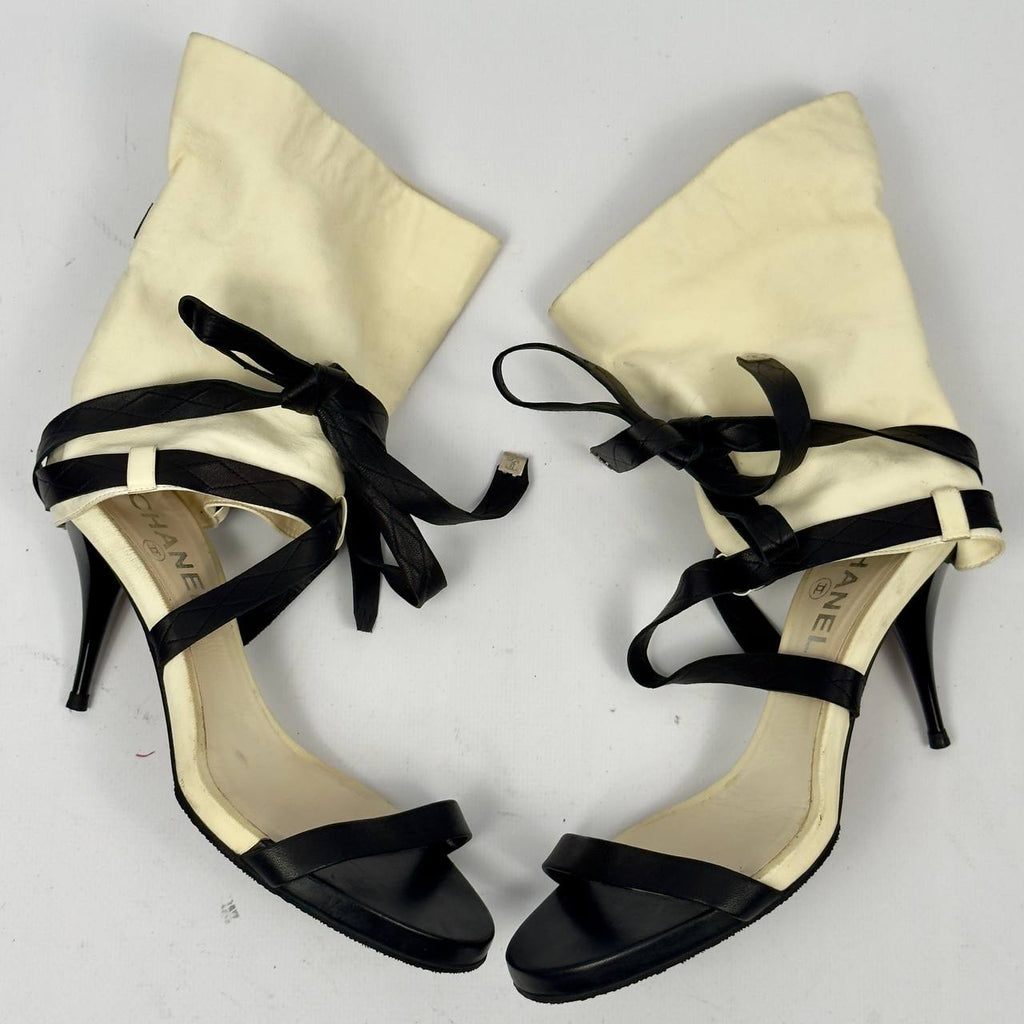Chanel SS 2006 Runway Leather Heels — 38.5
