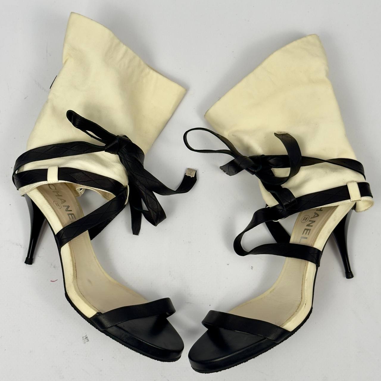 Chanel SS 2006 Runway Leather Heels — 38.5