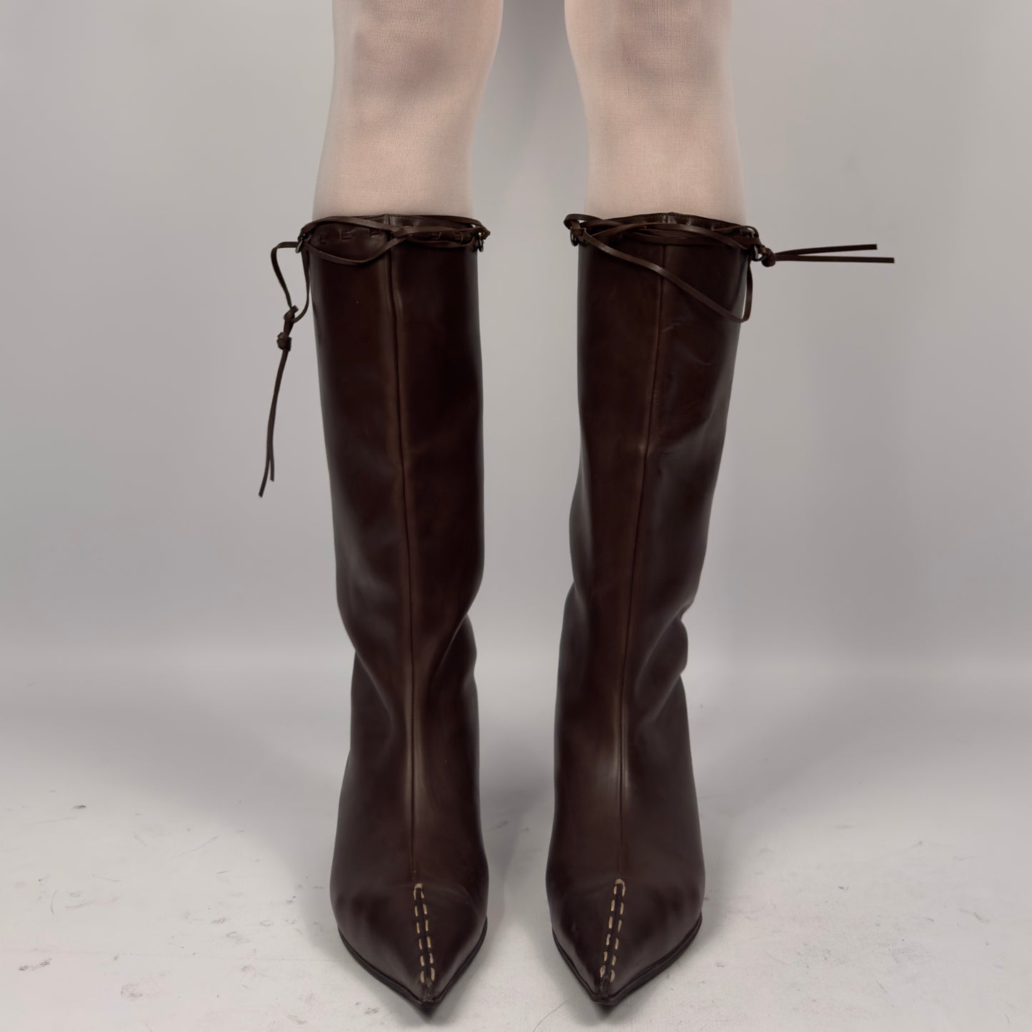 Fendi Brown Leather Kitten Heel Tube Boots — 37.5