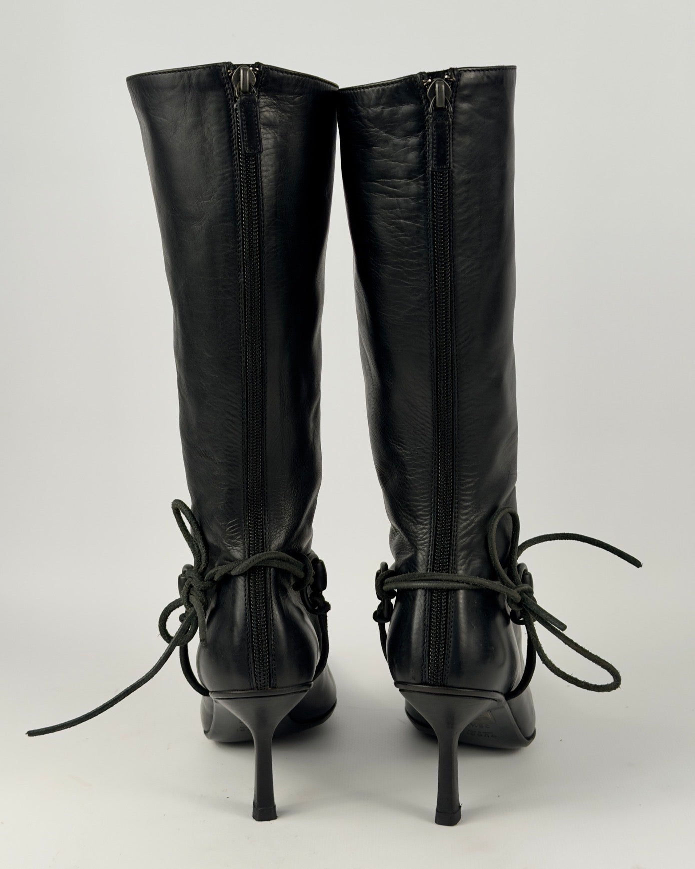 GUCCI BY TOM FORD AW99 HORSEBIT HARNESS RIDING HEEL BOOTS — 36.5