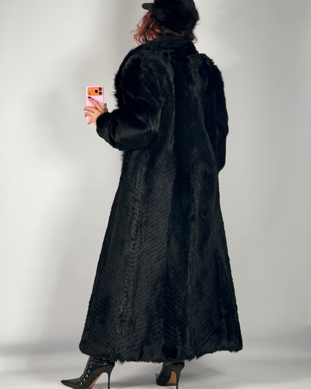 Vintage Long Black Fur Coat — M/XL