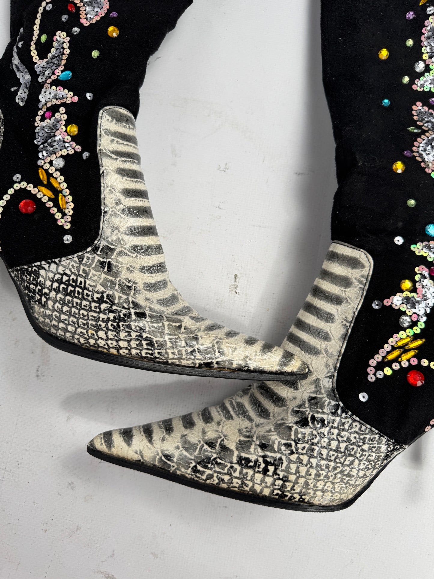 Vintage Vegan Beaded Boots — 40
