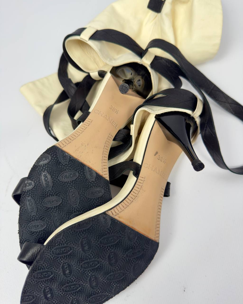 Chanel SS 2006 Runway Leather Heels — 38.5