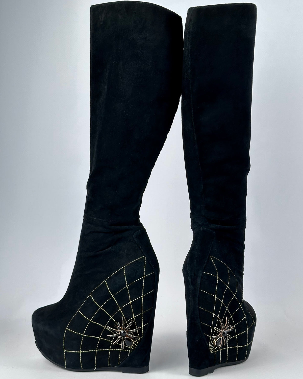 Vintage Spiderweb Wedge Boots — 35 & 37