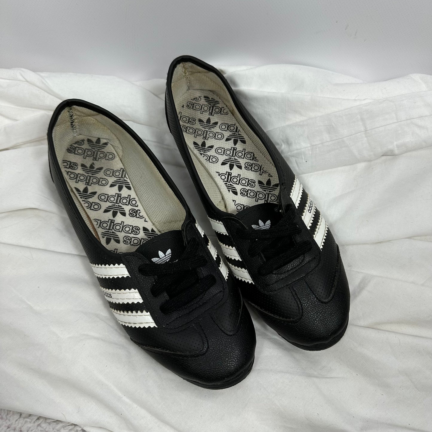 Adidas Vintage Ballet Flats 39/39.5