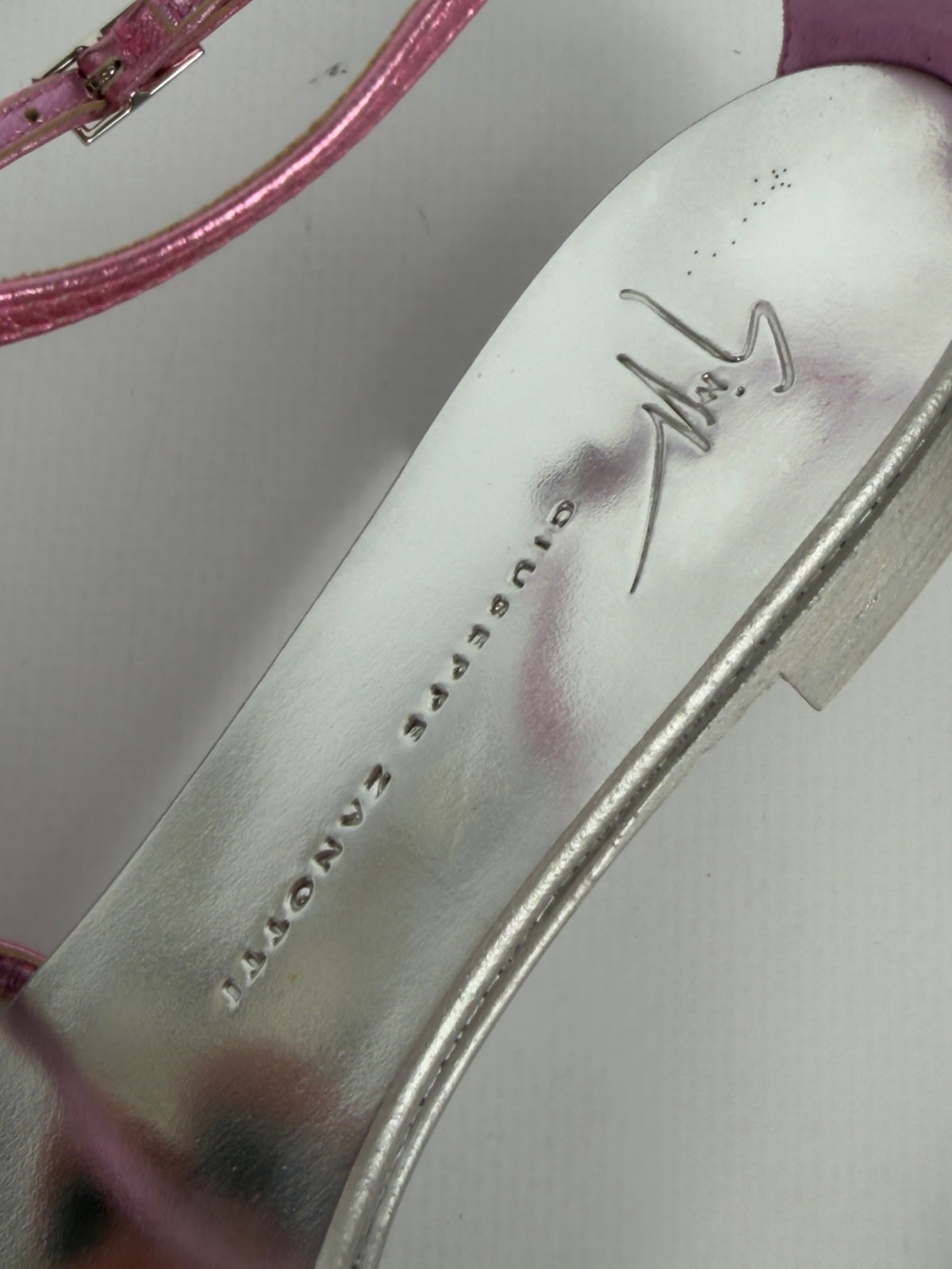 Giuseppe Zanotti Pink Fishbone Sandals — 35.5/36 NWB