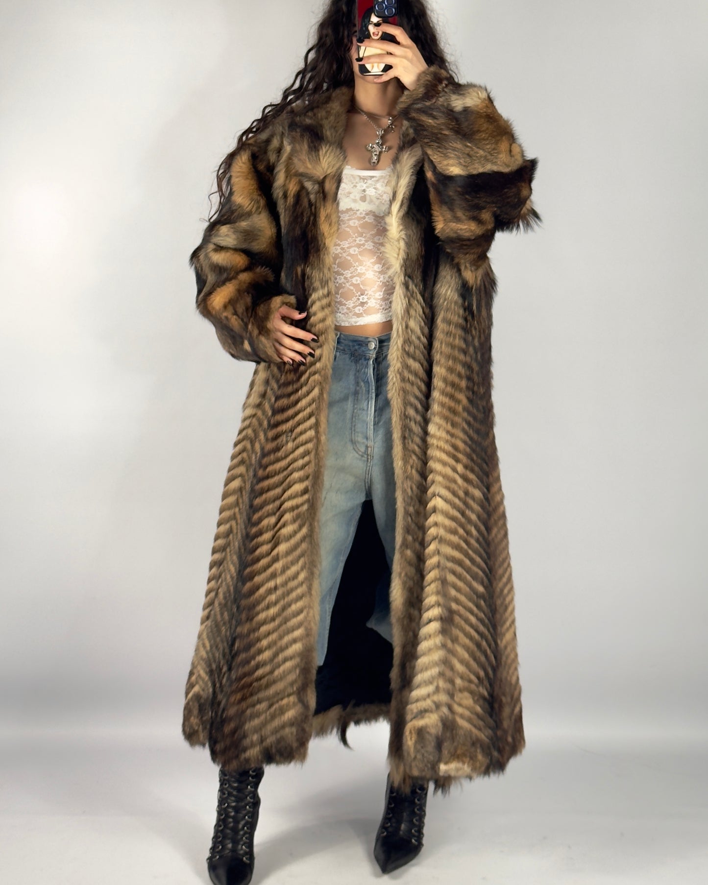 Vintage Fur Coat — M/XL