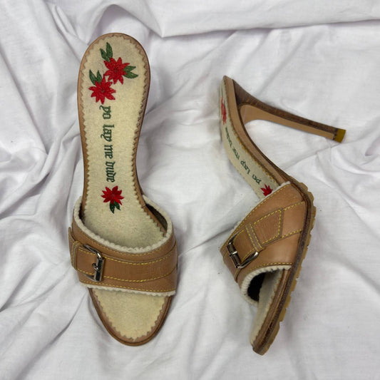 Dsquared “Yo lay me dude” Mule Leather Heels — 38