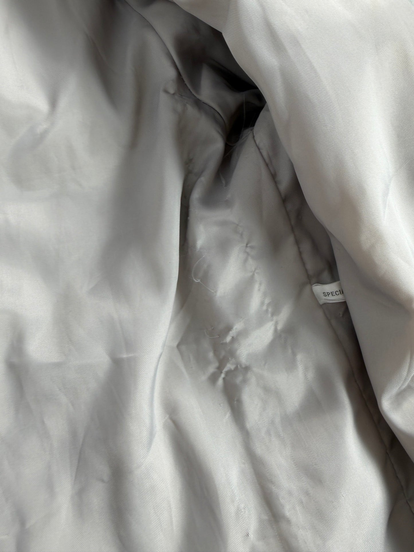 Vintage “Saga Fox” Arctic Fox Cream Coat — S/M