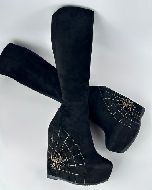 Vintage Spiderweb Wedge Boots — 35 & 37