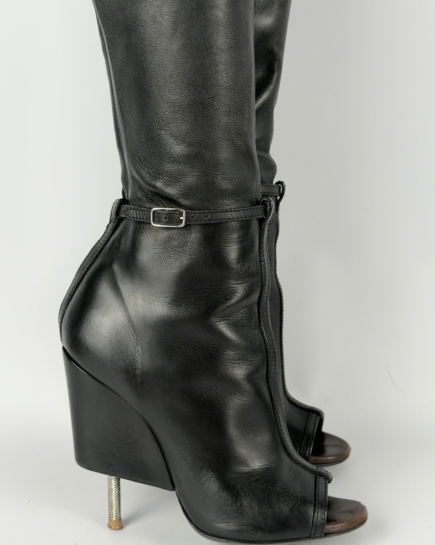Givenchy S/S 2015 Narlia Runway Leather Boots — 36/37