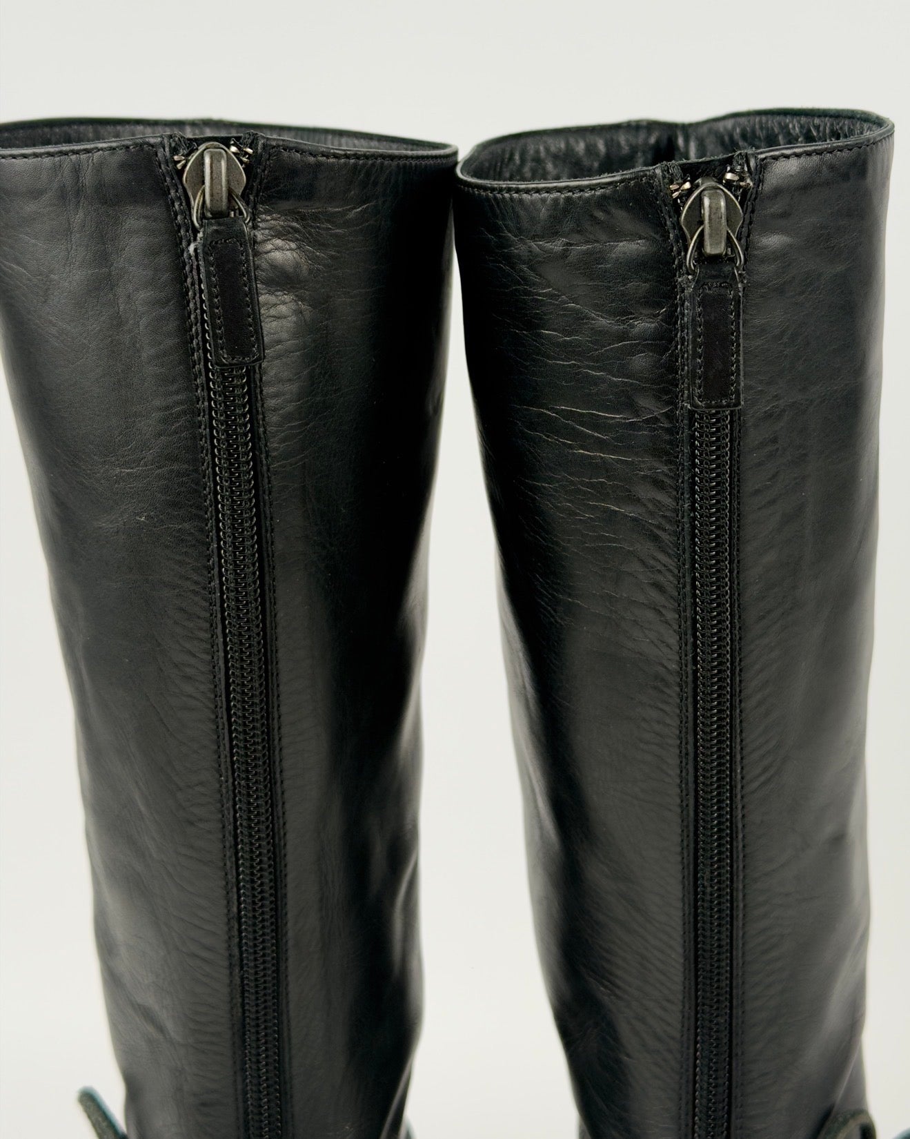 GUCCI BY TOM FORD AW99 HORSEBIT HARNESS RIDING HEEL BOOTS — 36.5