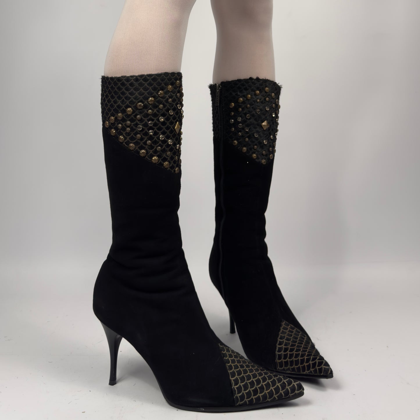 Vintage Italian Suede Winter Boots — 40