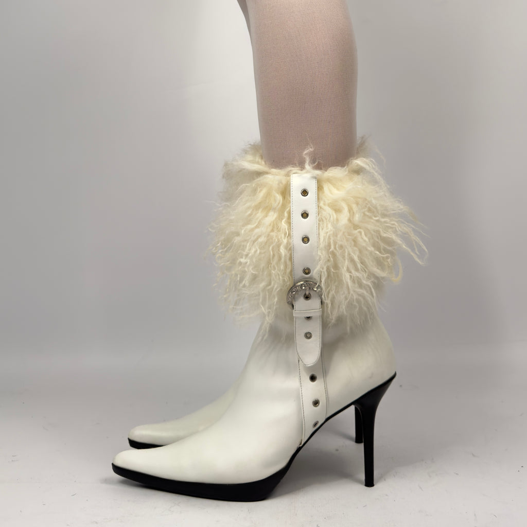 Vintage Fur Winter Boots — 40