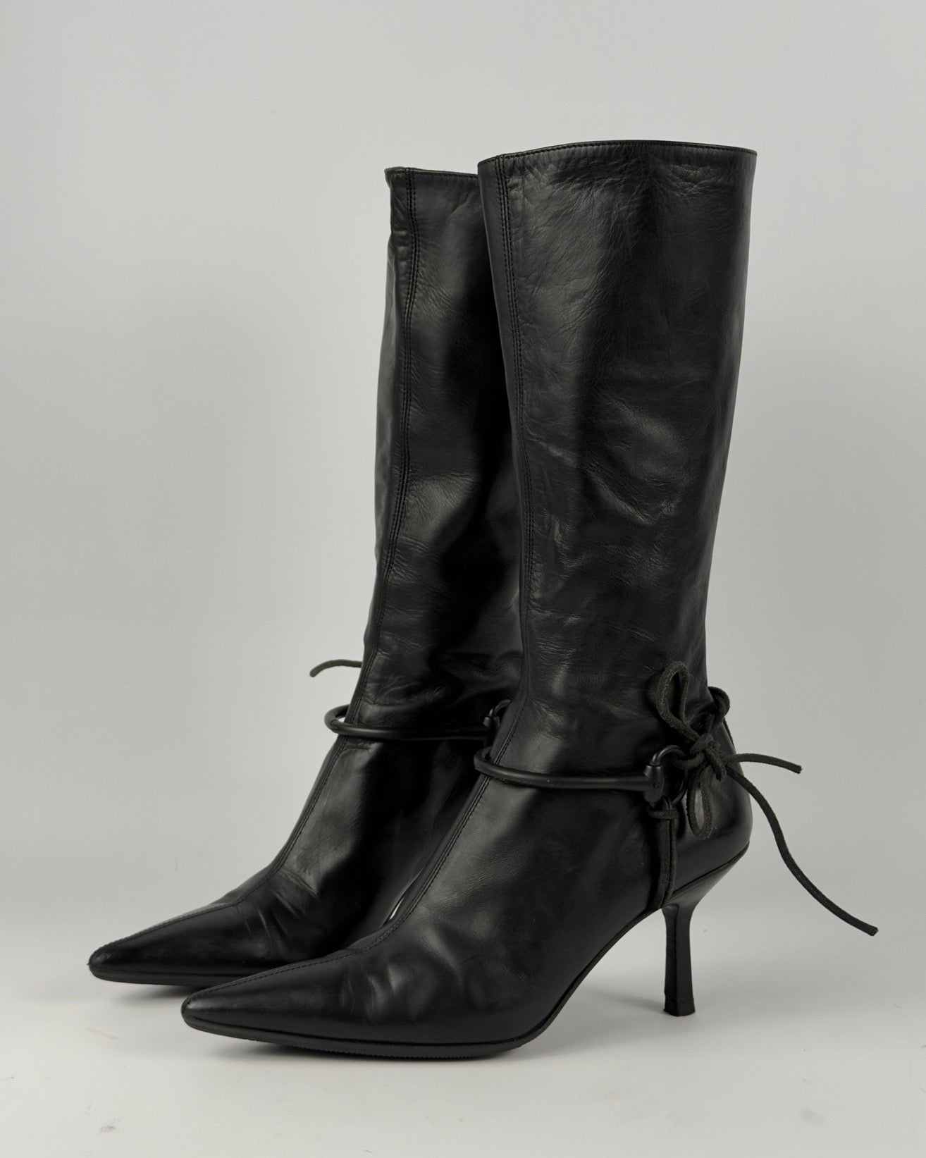 GUCCI BY TOM FORD AW99 HORSEBIT HARNESS RIDING HEEL BOOTS — 36.5