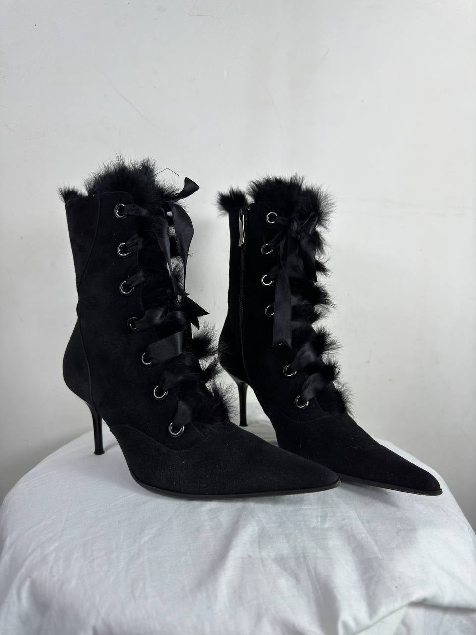 Vintage Italian Lace Up Boots — 36