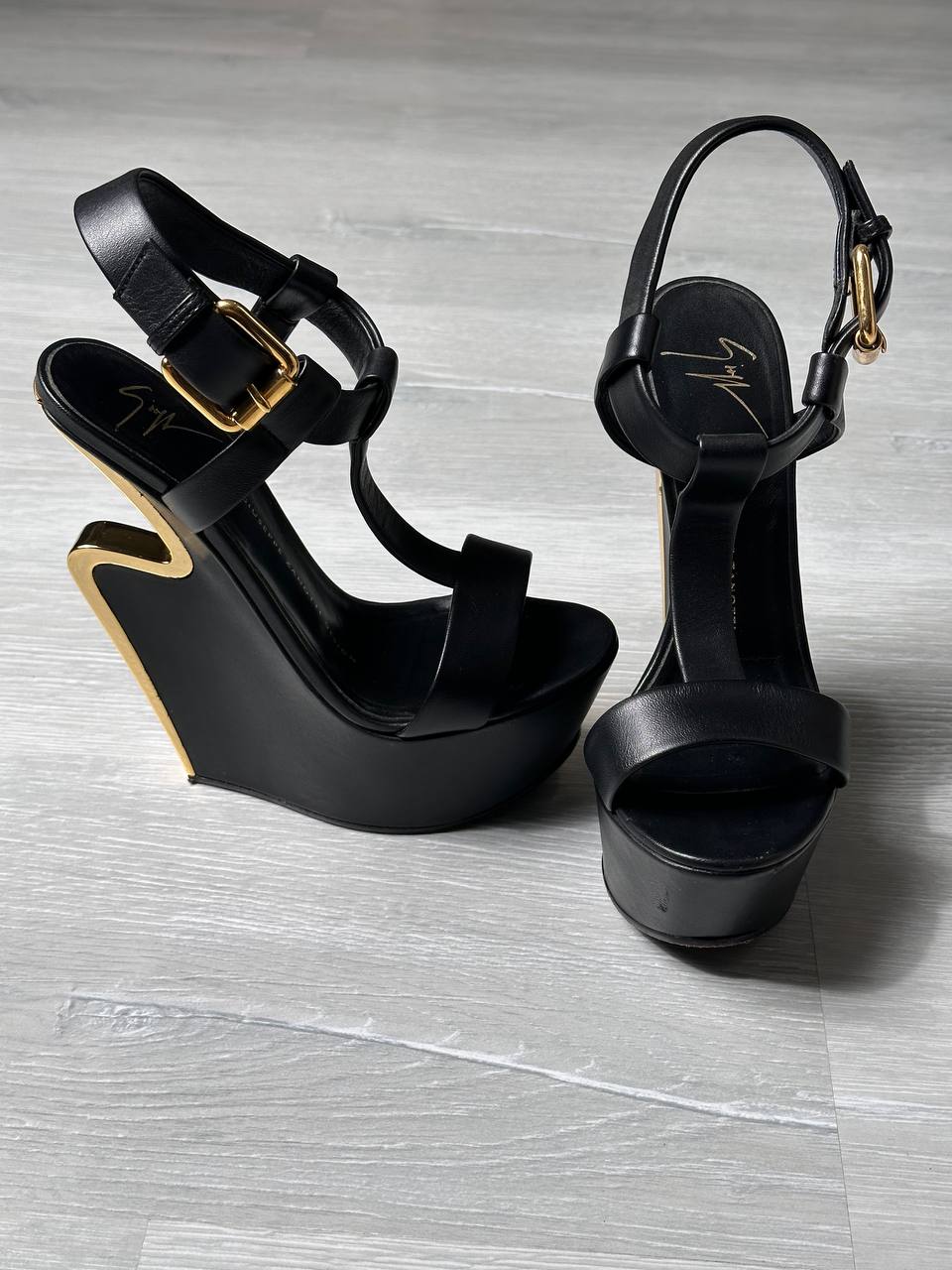 Giuseppe Zanotti Wedge Heels — 36