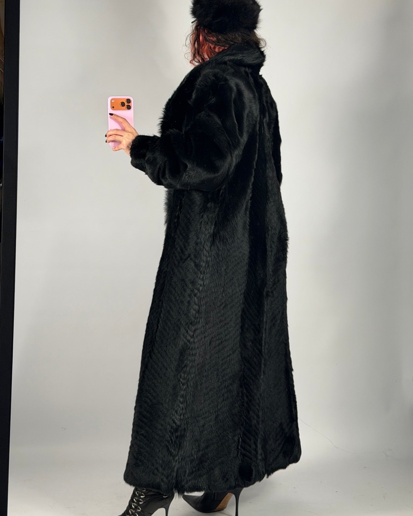 Vintage Long Black Fur Coat — M/XL