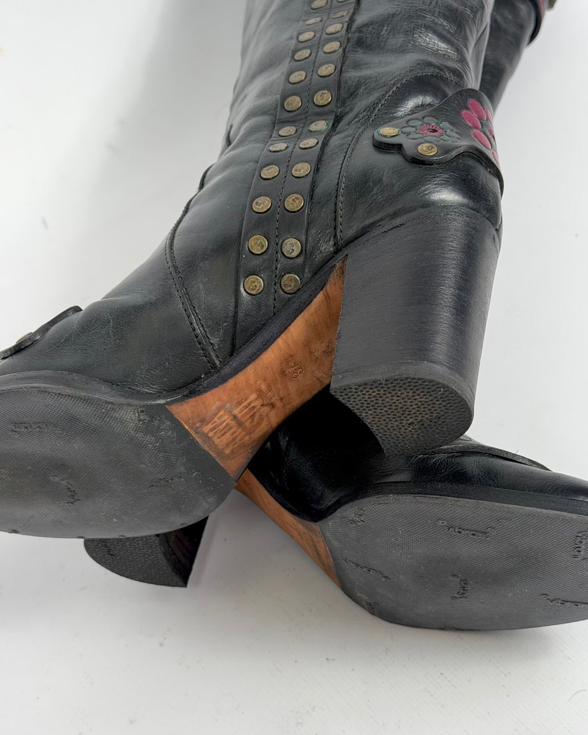 Anna Sui Vintage Leather Cowboy Boots — 37