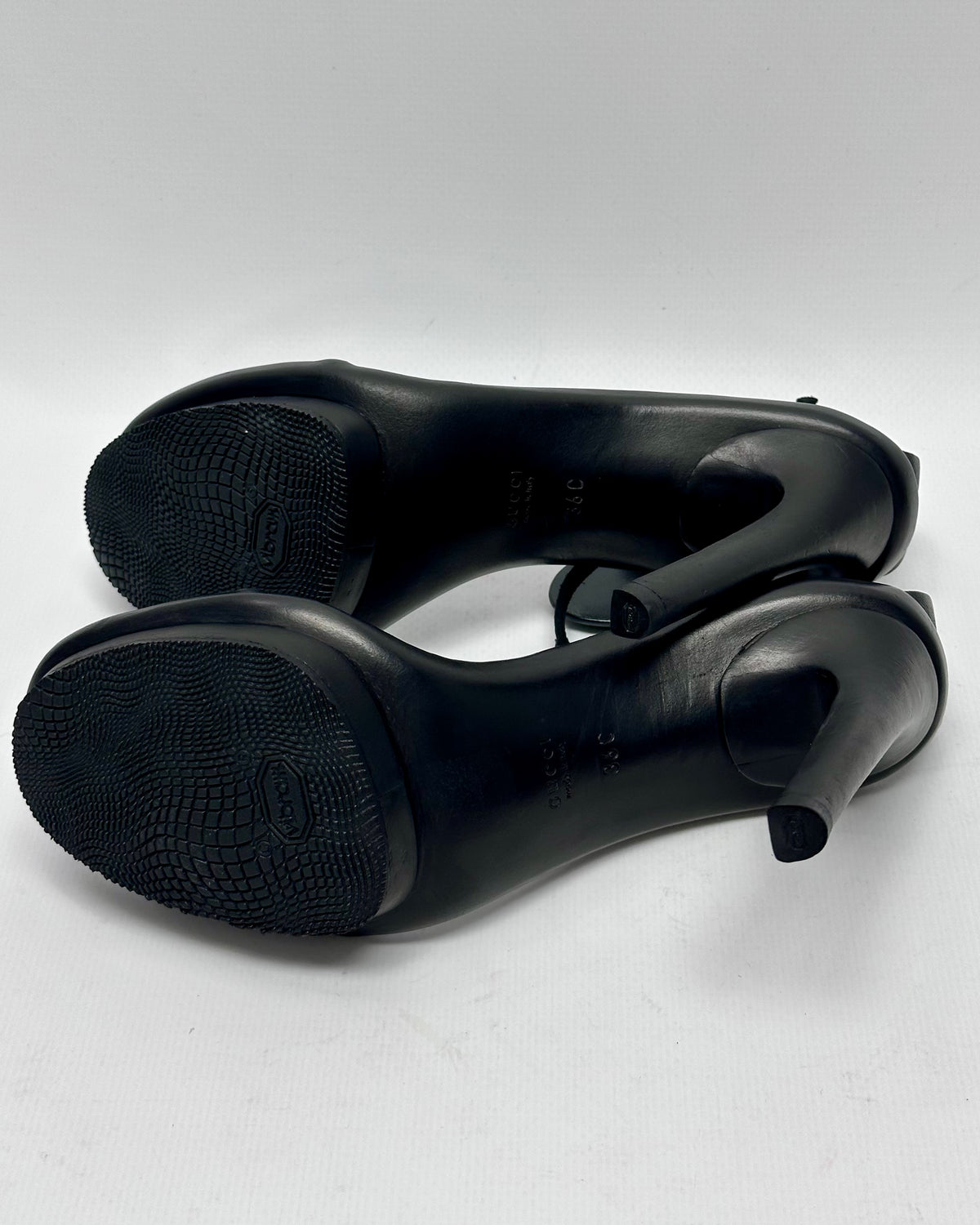 Gucci by Tom Ford S/S2002 Heart Heels — 36