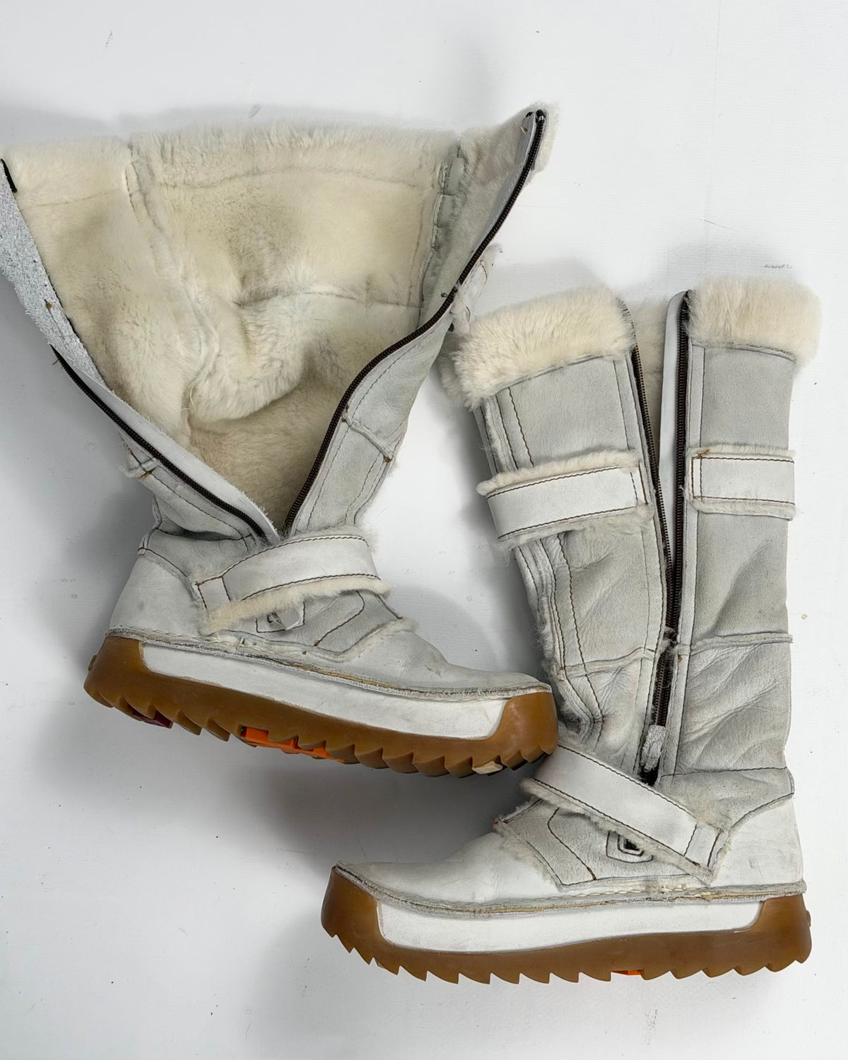 The Art Company Vintage Buckle Winter Alaska Boots — 37