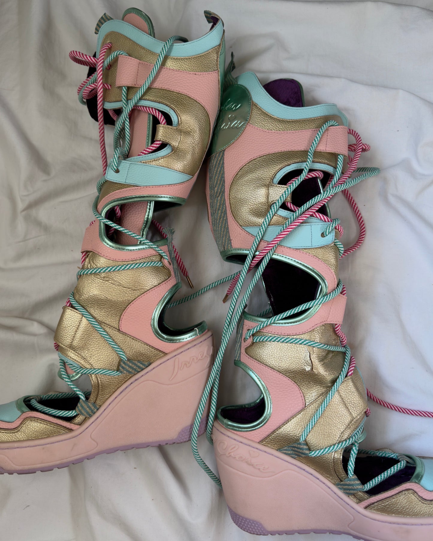 Irregular Choice "Touch Down" platform wedge gladiator boots — 38/39 📍NUANCE