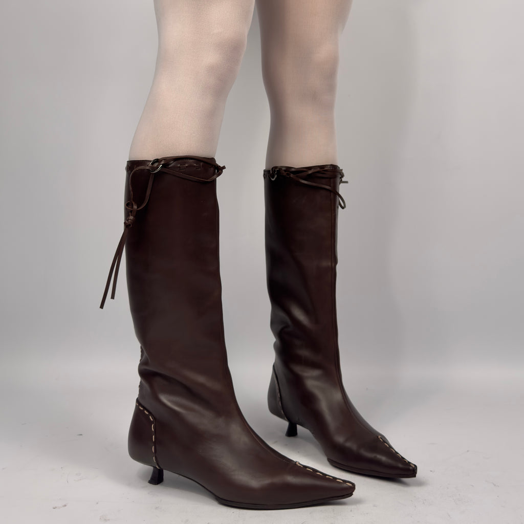 Fendi Brown Leather Kitten Heel Tube Boots — 37.5