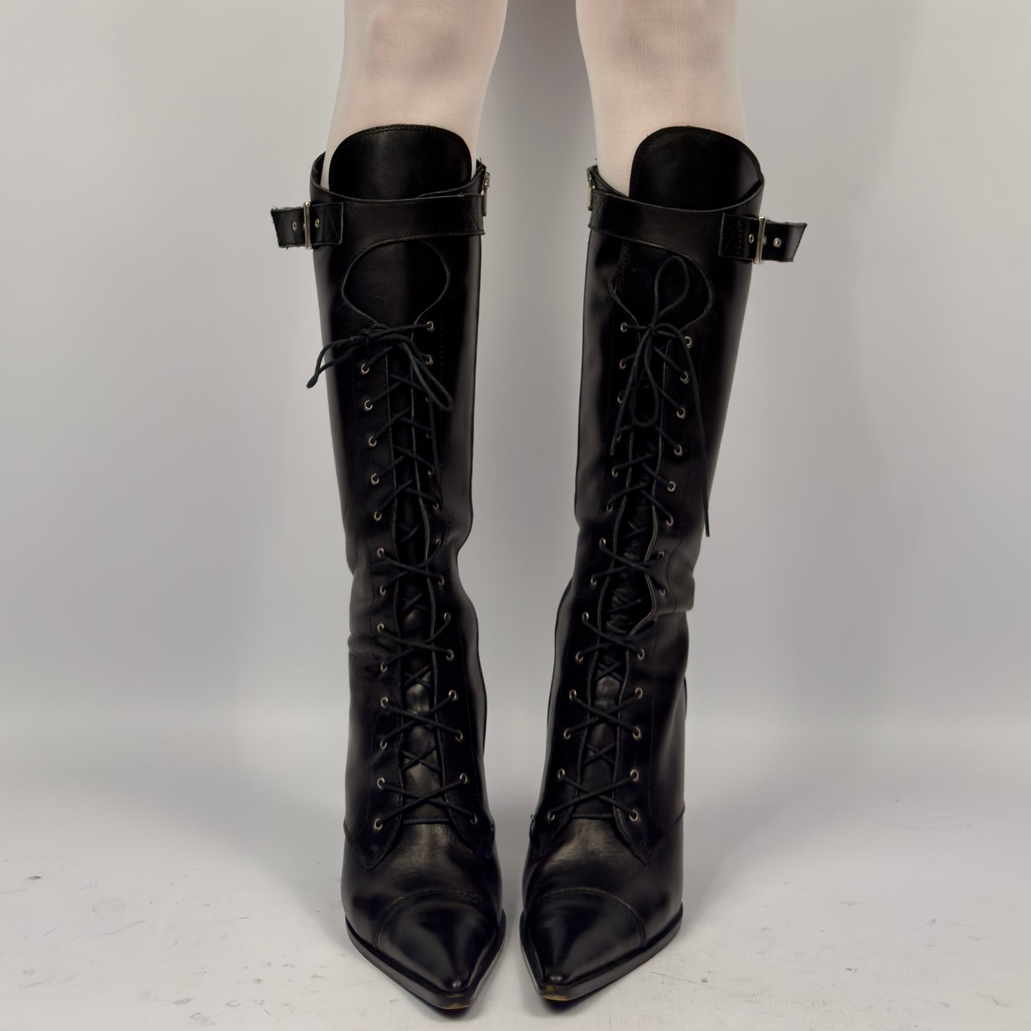 Dolce & Gabbana Vintage Leather Lace Up Boots — 39