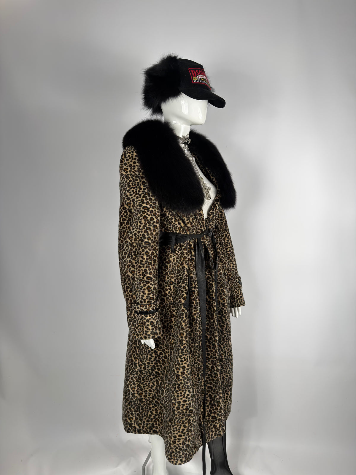 Vintage Faux Fur Coat with Fur Collar — S/M