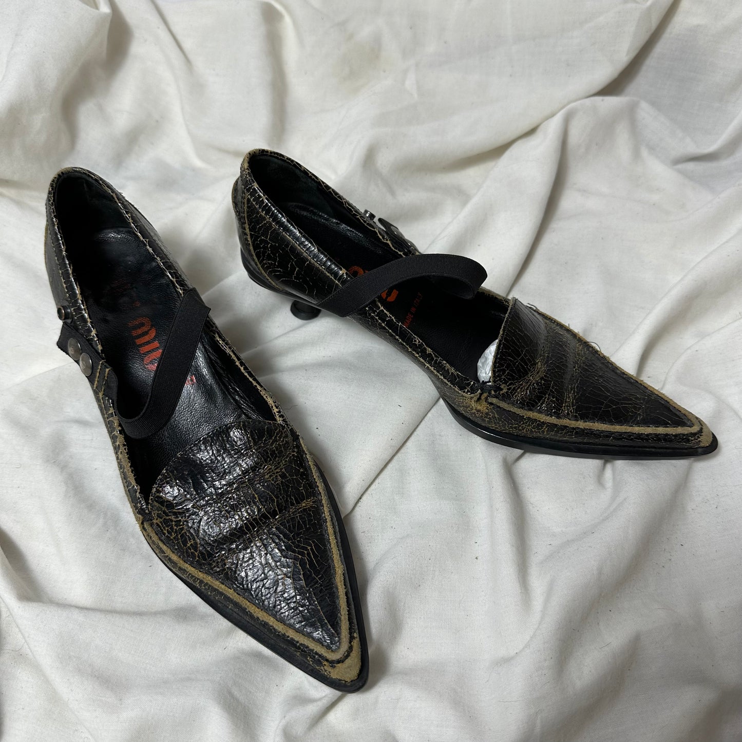 Miu Miu ‘99 distressed leather kitten heels