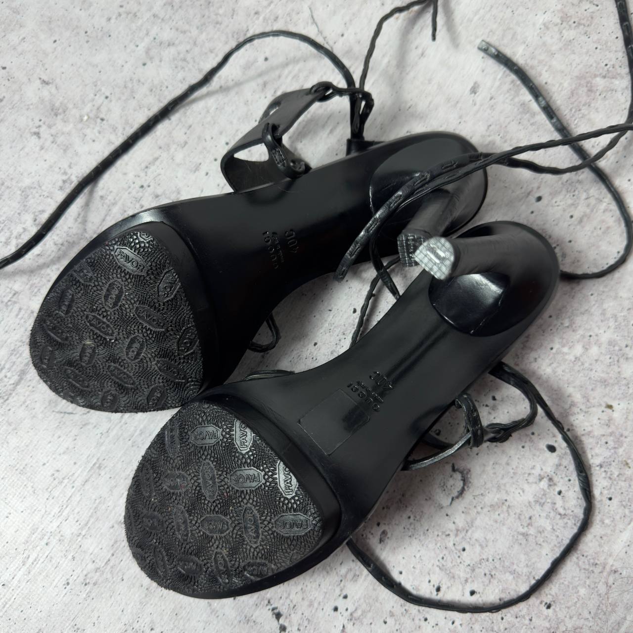 Gucci S/S 2002 Heart Cut Out Leather Wrap Heels — 39/40