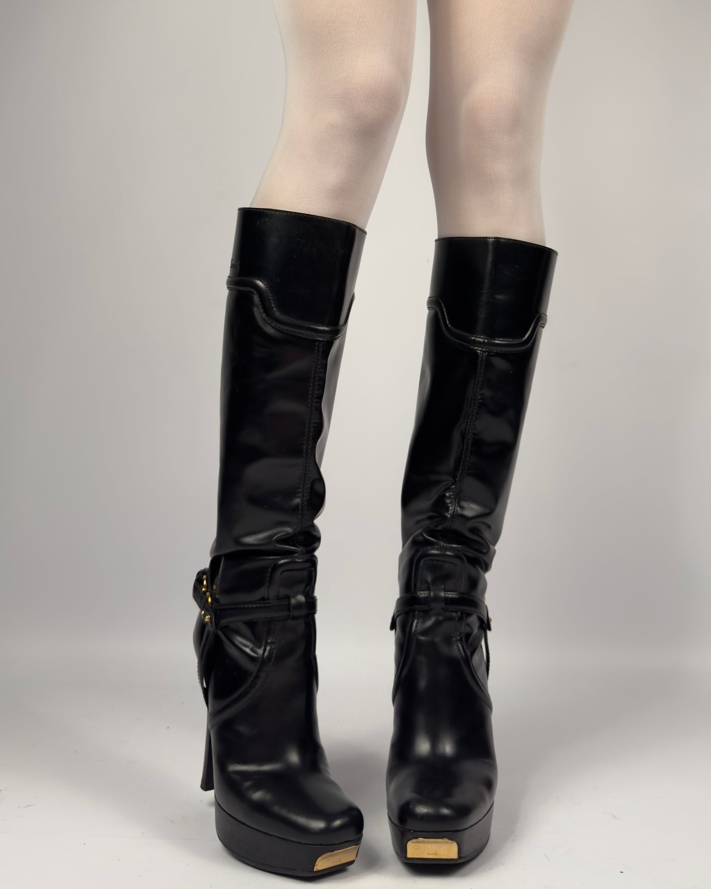 Gucci Leather Tube Boots — 37/37.5
