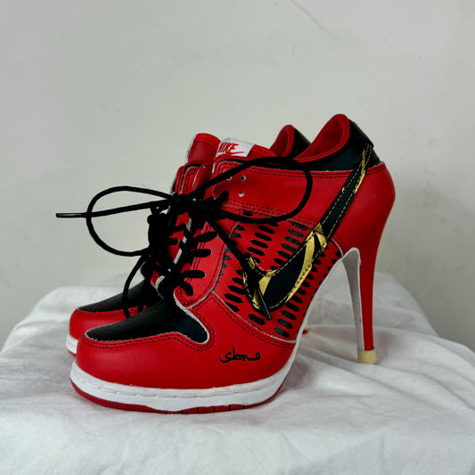 “Nike” Heels 36