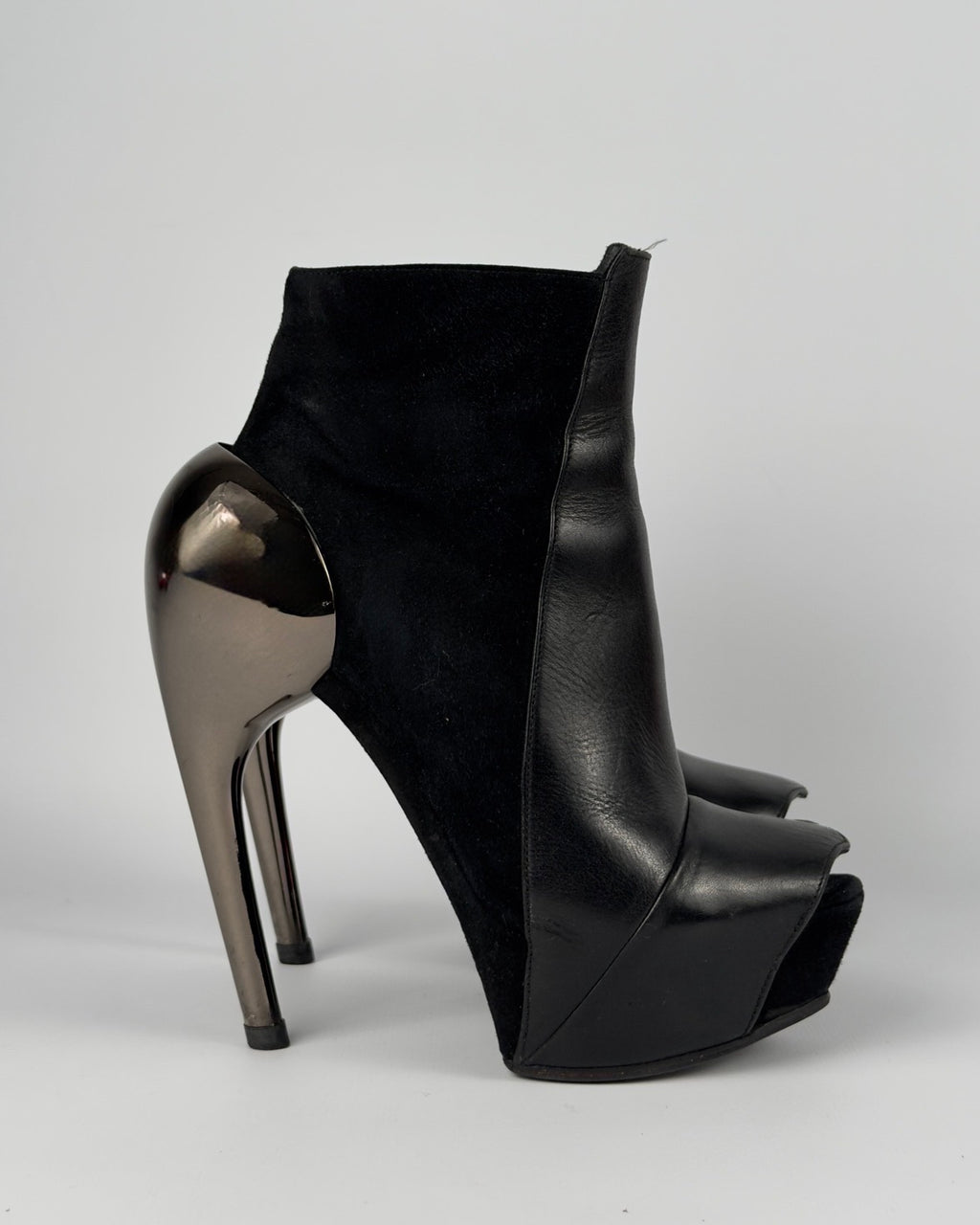 Gareth Pugh S/S 2013 Heel Boots — 37/38