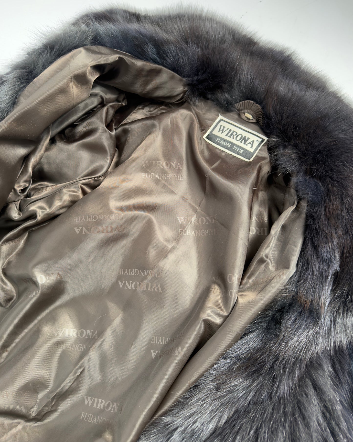 Vintage Fox Fur Lightweight Fluffy Coat — S/XL