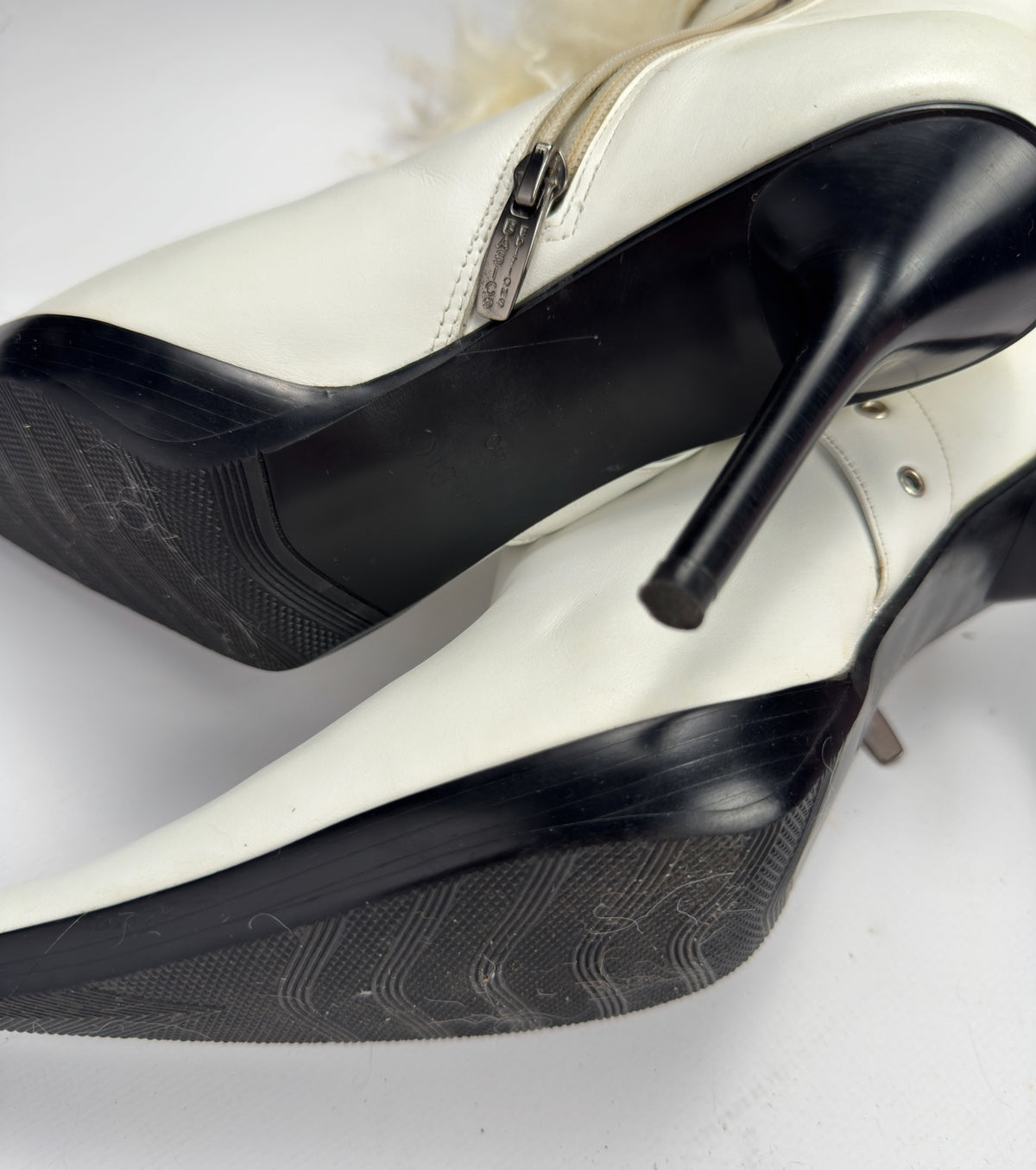 Vintage Fur Winter Boots — 40
