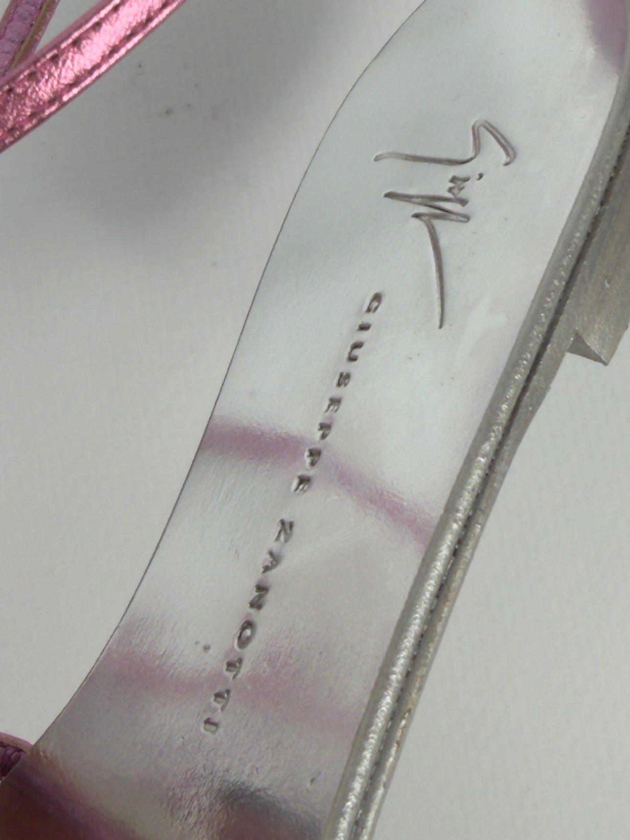 Giuseppe Zanotti Pink Fishbone Sandals — 35.5/36 NWB