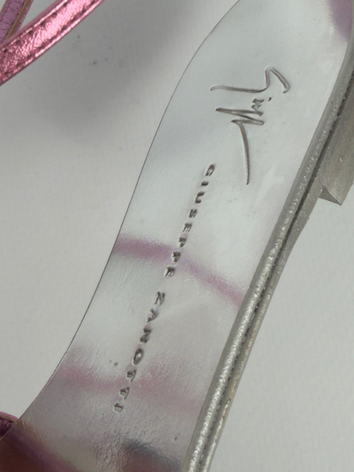 Giuseppe Zanotti Pink Fishbone Sandals — 35.5/36 NWB