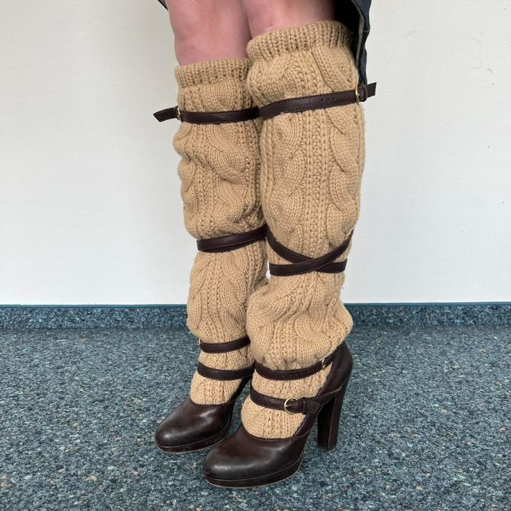 Vintage Knit Buckle Boots — 38/39