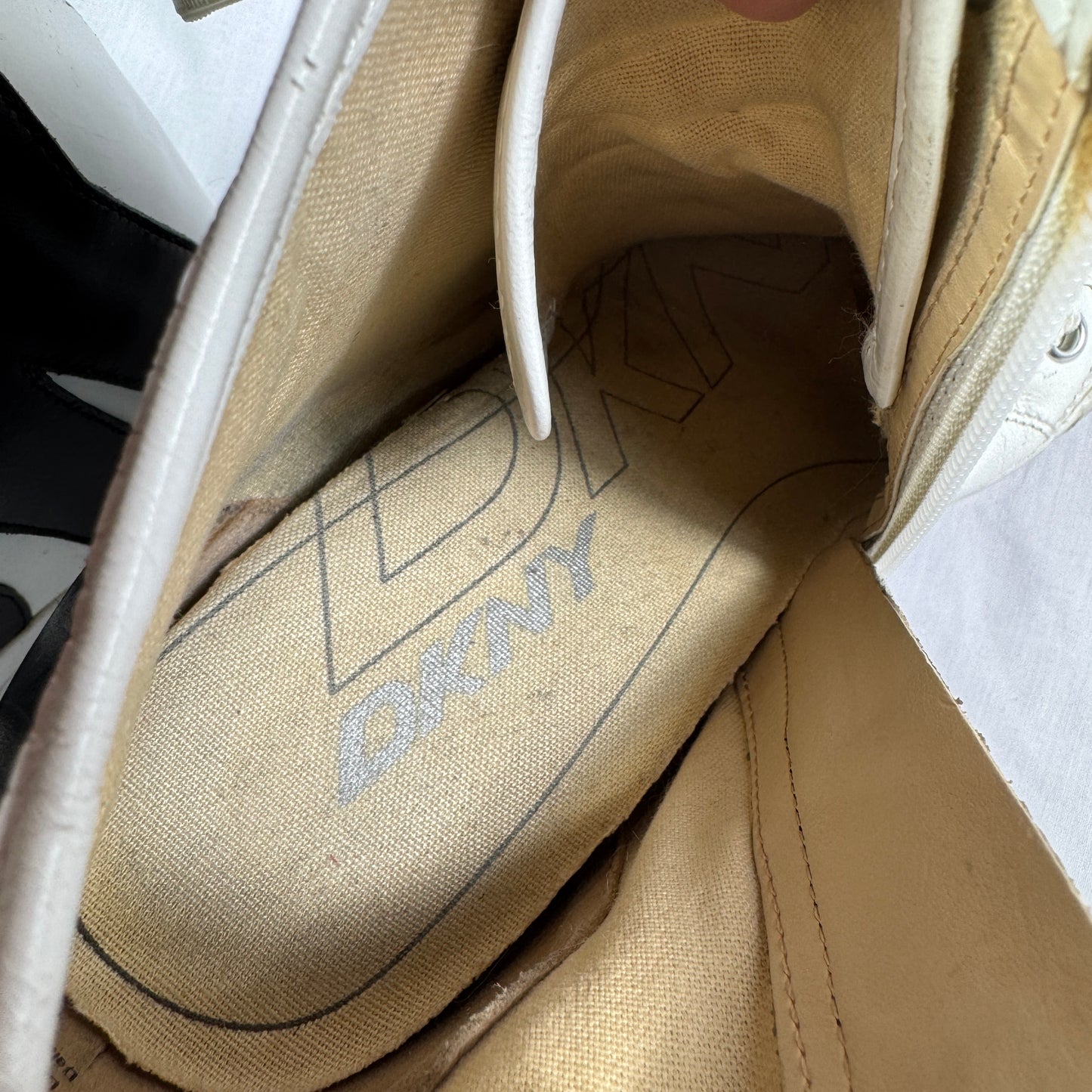 DKNY Vintage Wedge Sneakers 39.5/40