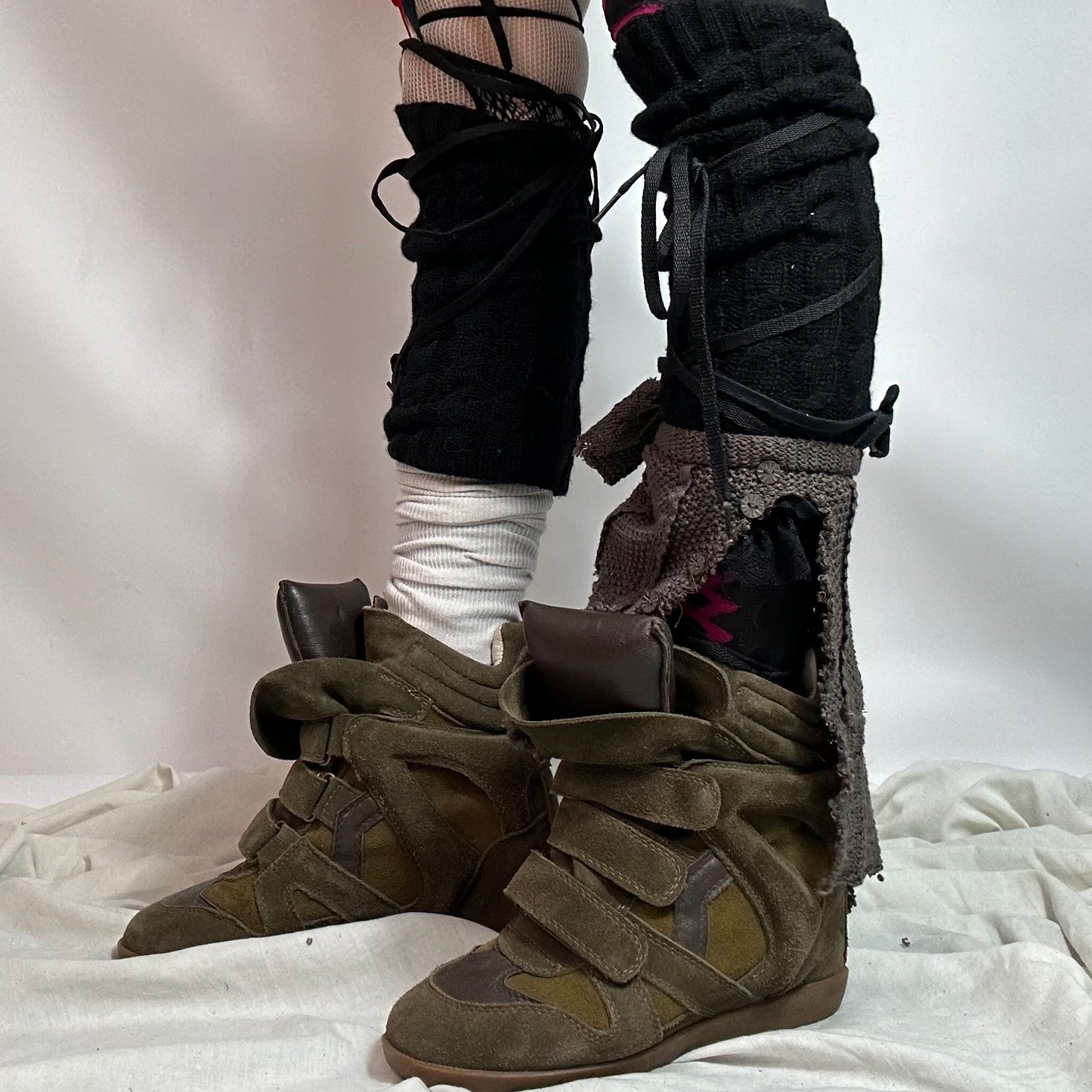 Suede Wedge Sneakers 39/40