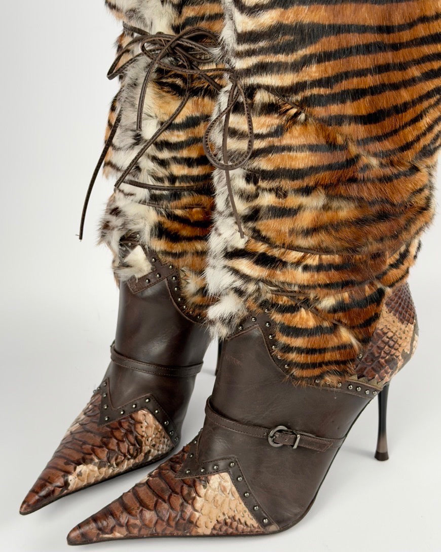 El Dante’s Couture Vintage Fur Boots — 39