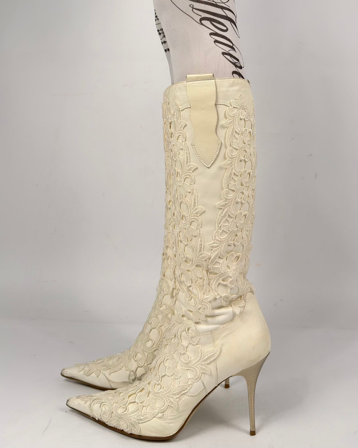 Vintage Italian Lace Appliqué Leather Boots — 40