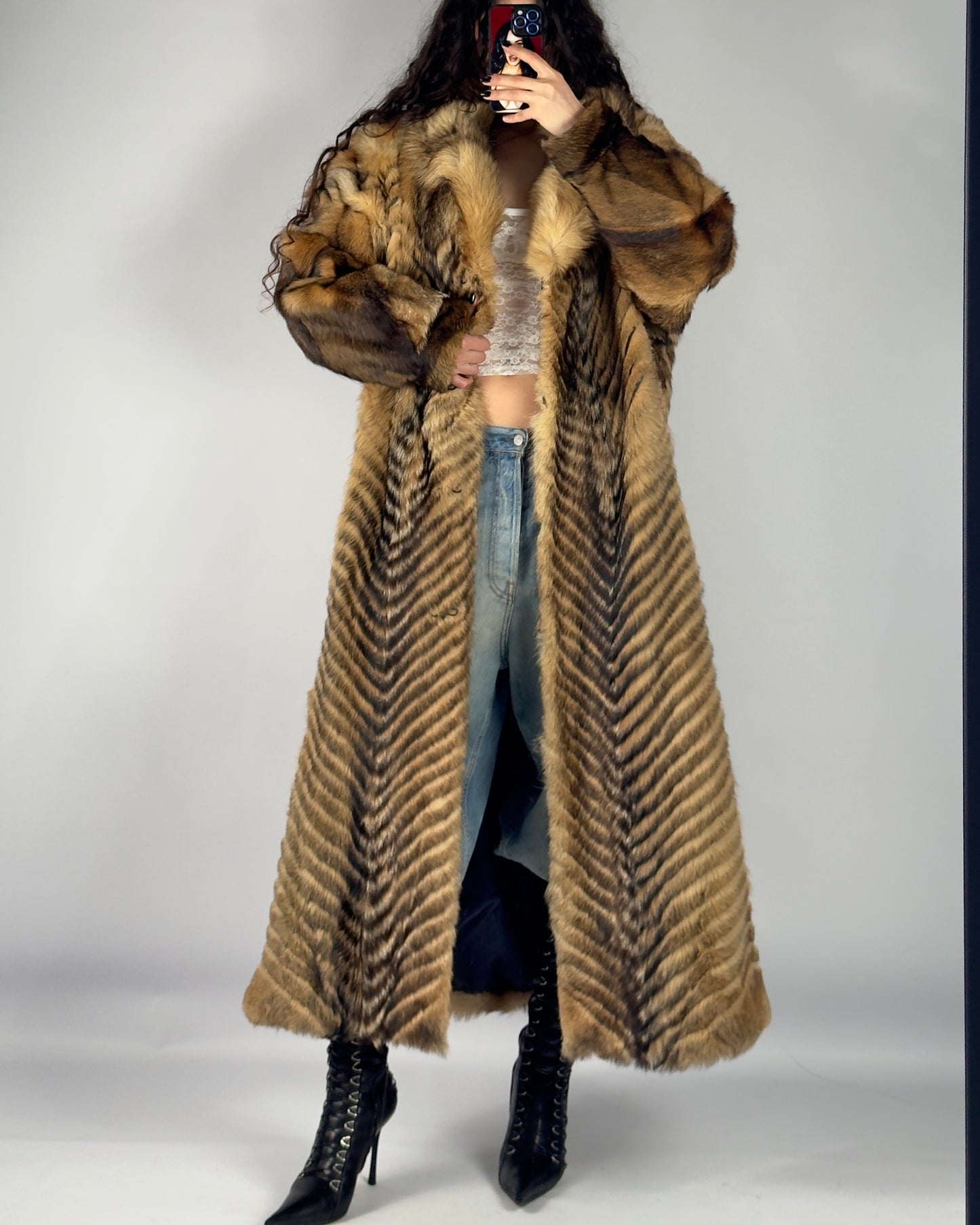 Vintage Fur Coat — M/XL