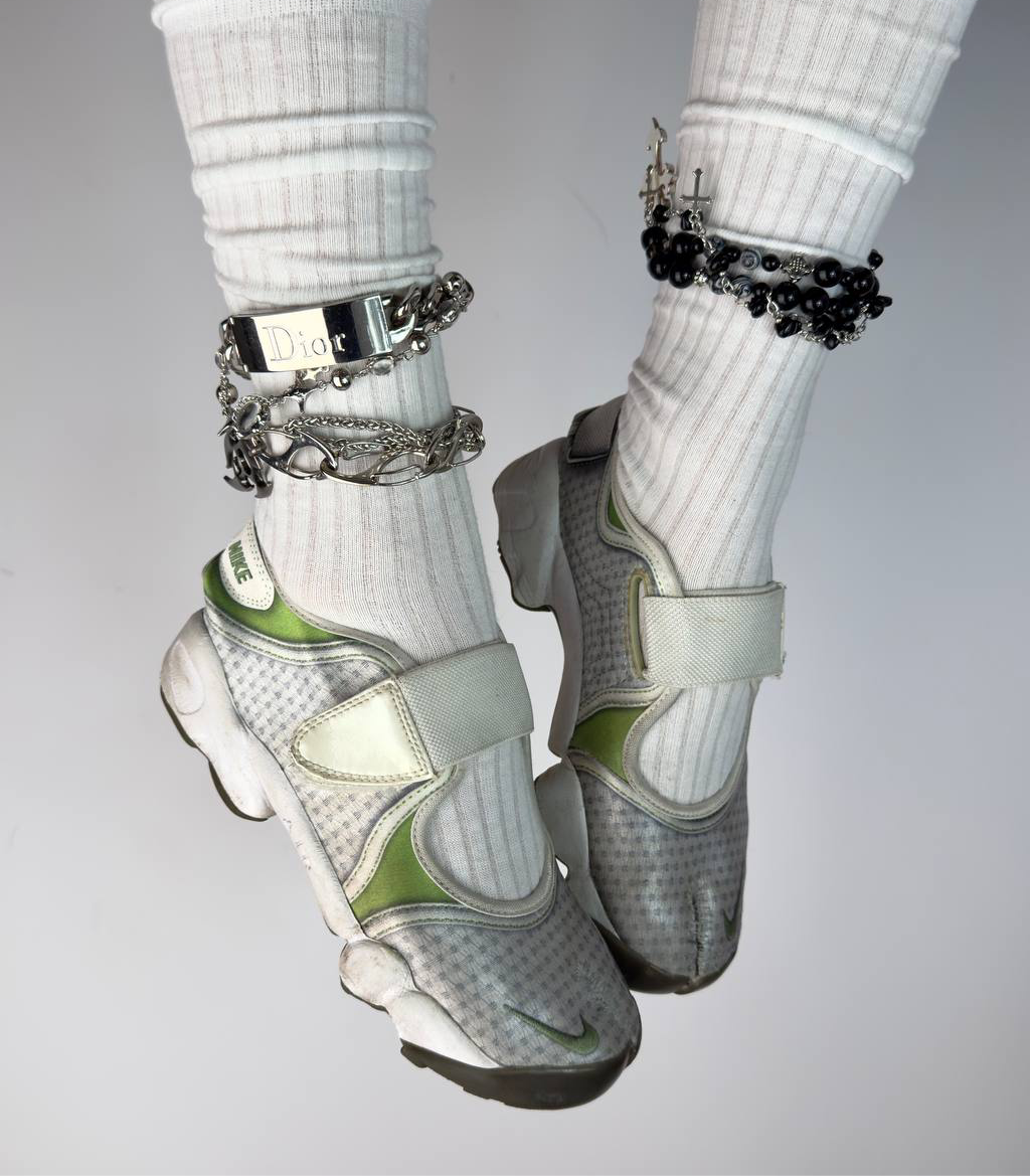 Nike Rift Tabi Vintage Silver Ballet Flats — 36/36.5
