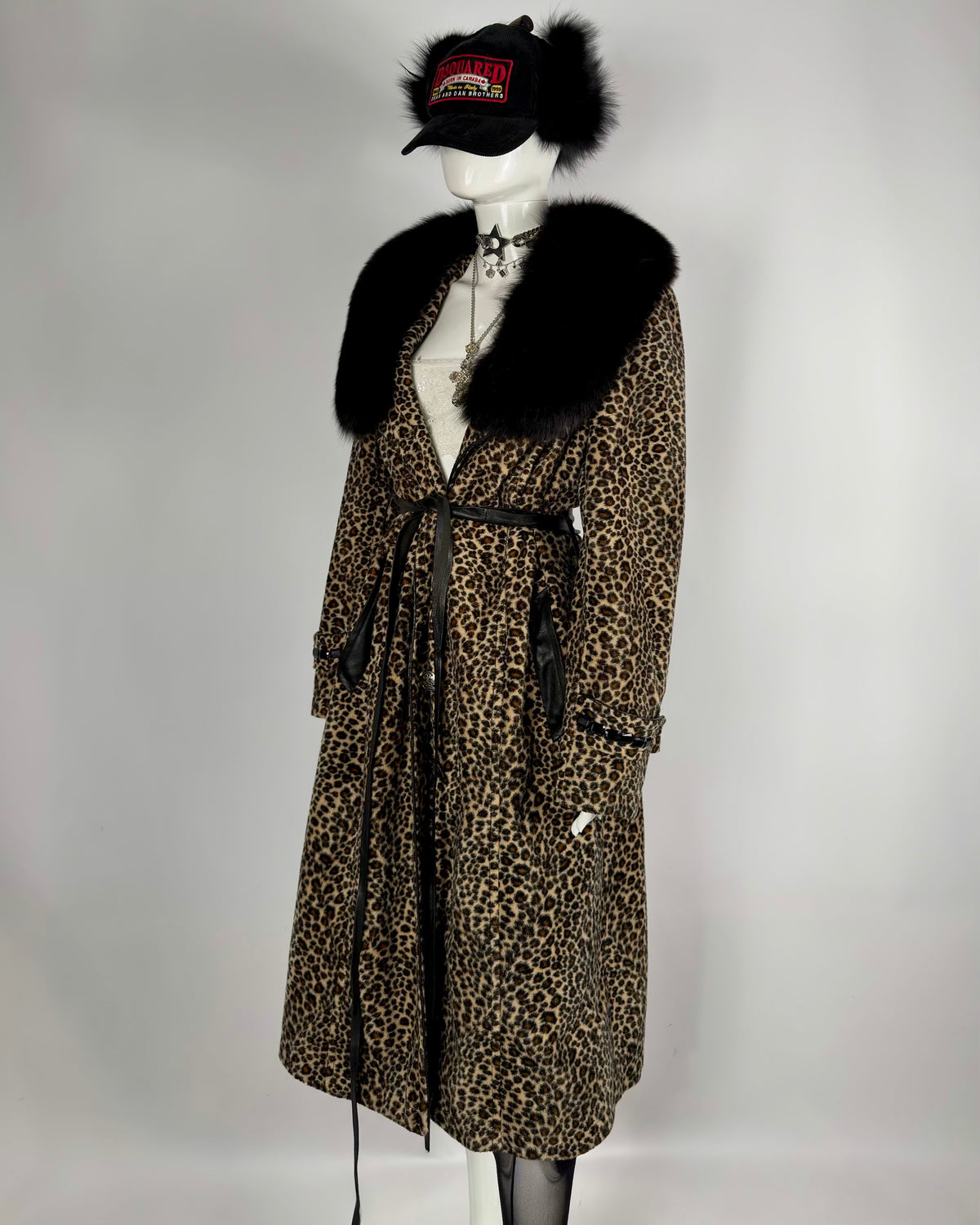 Vintage Faux Fur Coat with Fur Collar — S/M