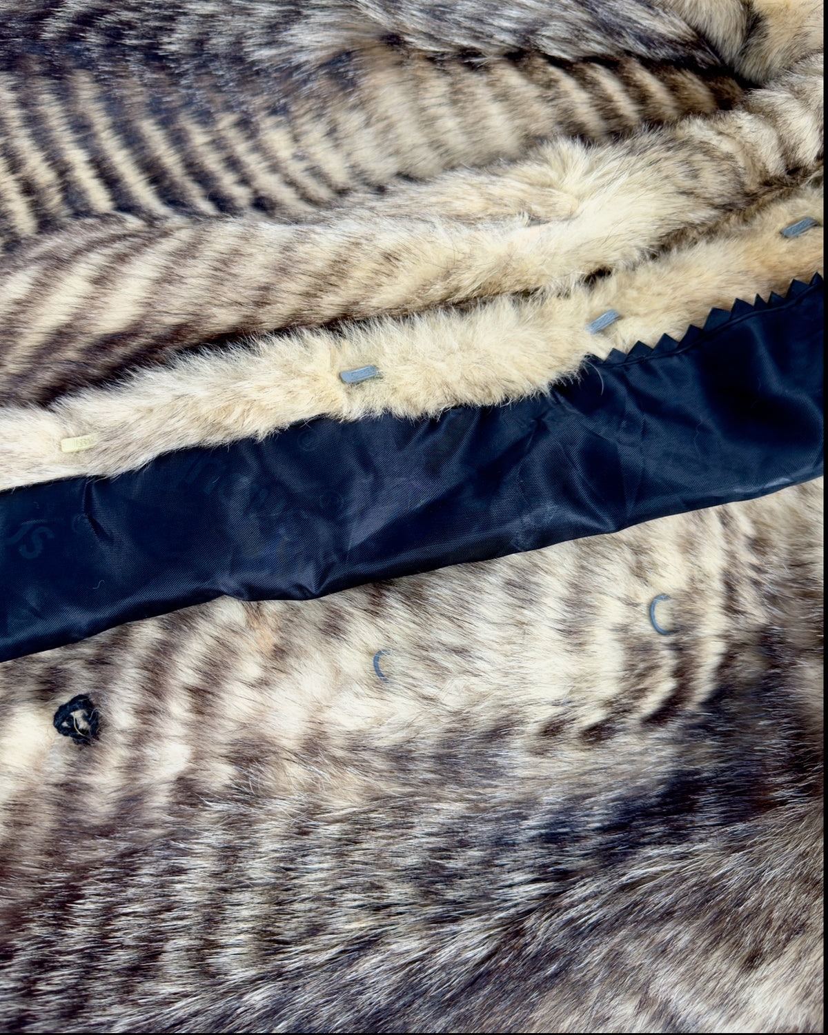 Vintage Fur Coat — M/XL