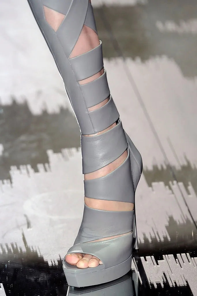 Gucci SS2010 Helena Runway Cut Out Gladiator Boots — 37